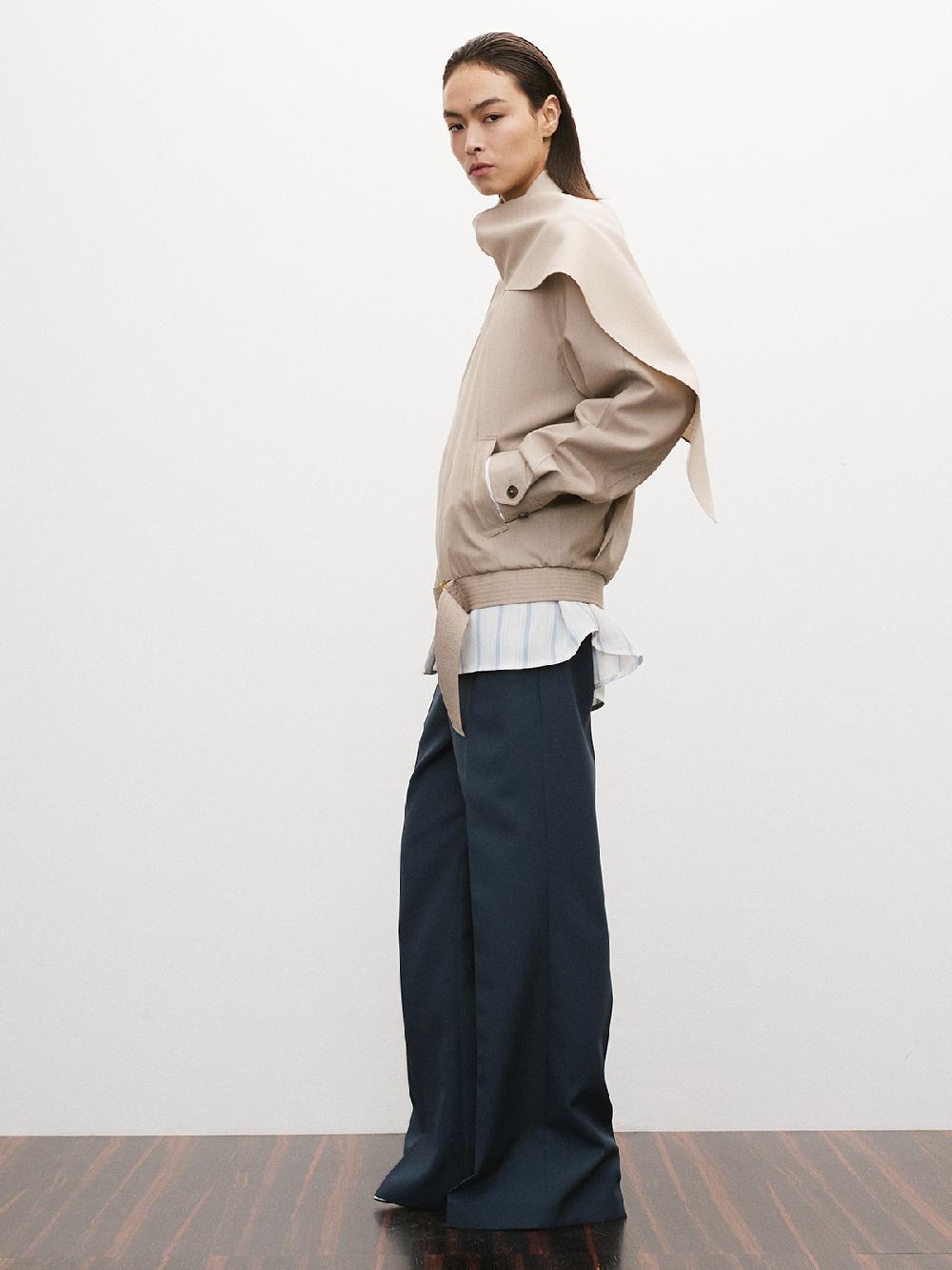 Recto SCARF DETAIL HARRINGTON JUMPER (SEPIA BEIGE)