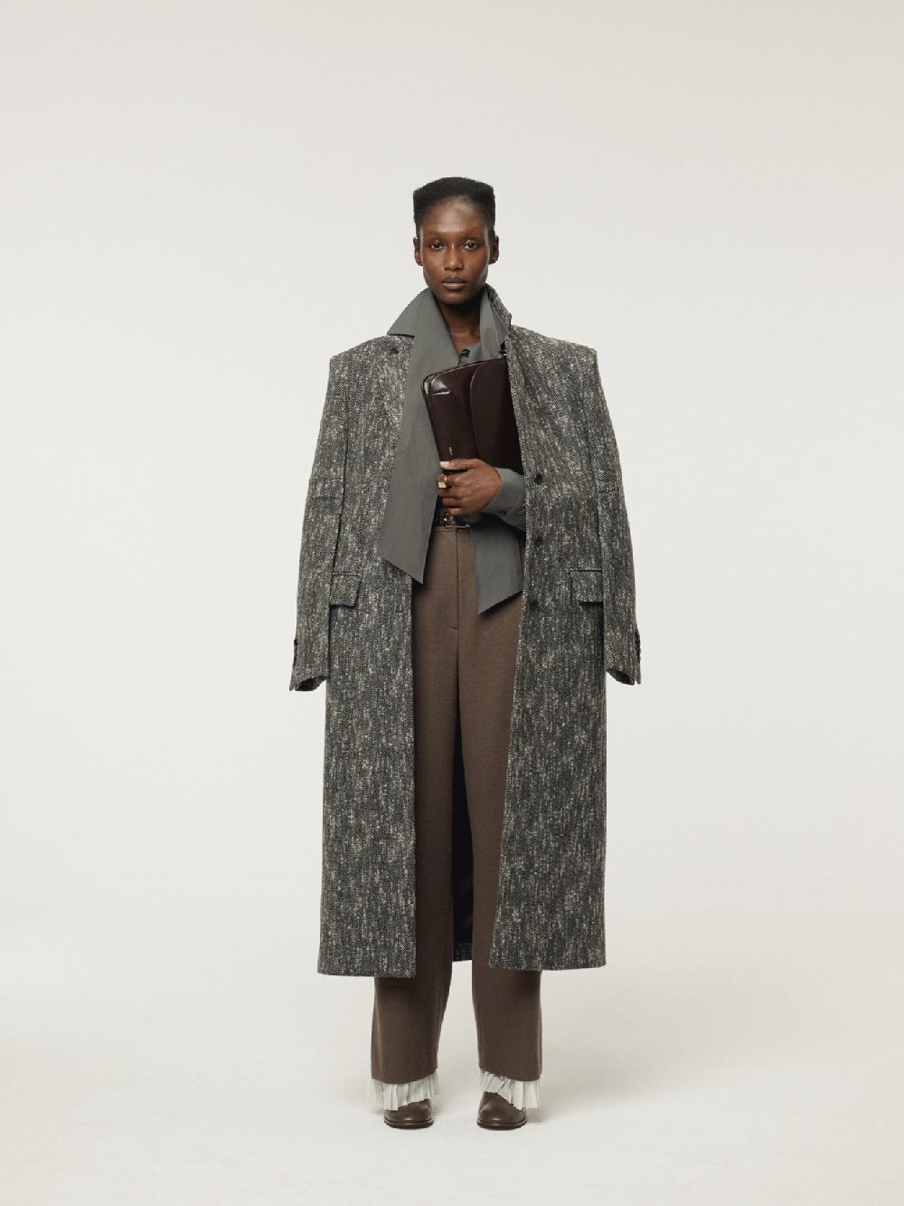 recto SLEEVE CREASE HERRINGBONE COAT (BLACK)