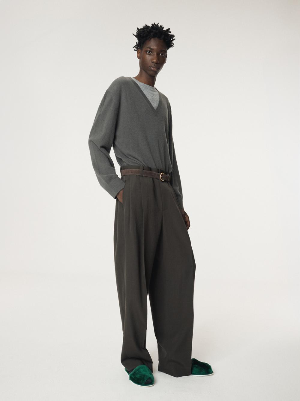 recto STYRENE TUCK SUIT PANTS (CHARCOAL GREY)