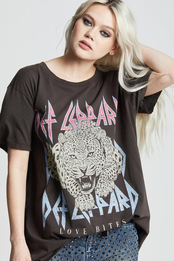Recycled Karma Def Leppard Love Bites Unisex Oversized Graphic Tee