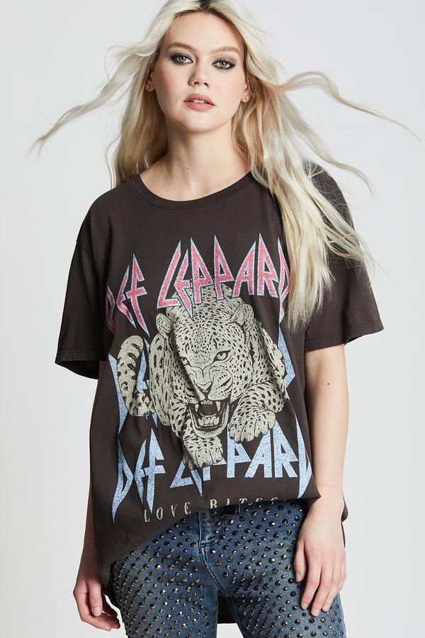 recycled karma Def Leppard Love Bites Unisex Oversized Graphic Tee