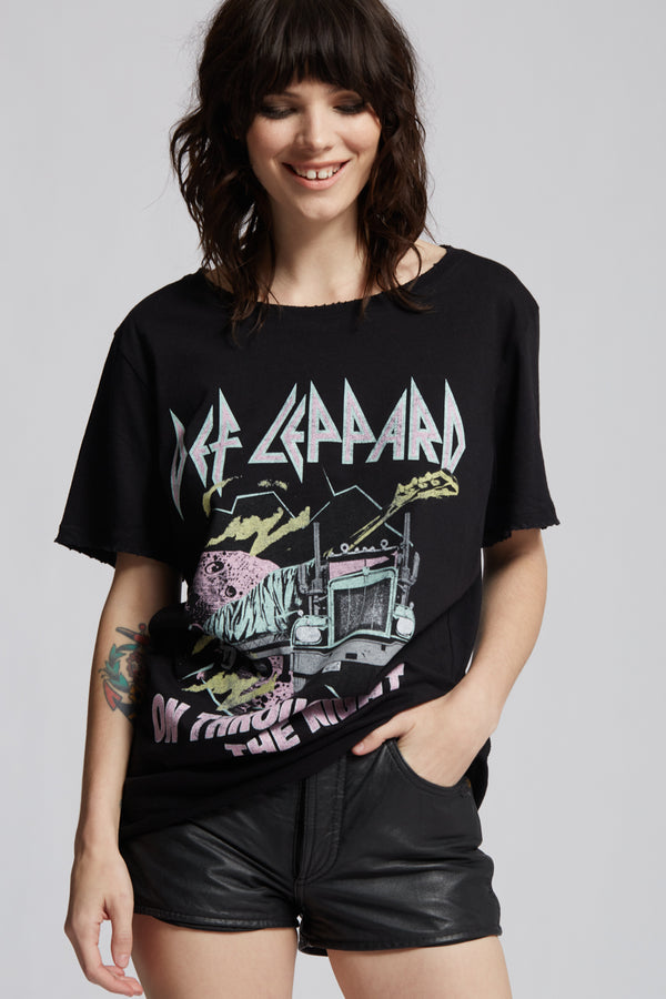 recycled karma Def Leppard On Through The Night Vintage Boyfriend Tee