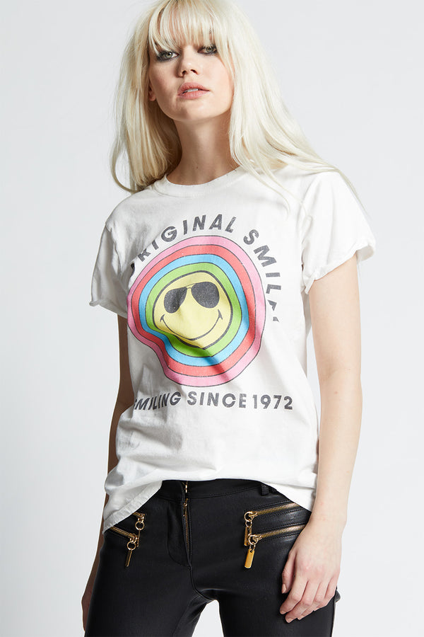 recycled karma Original Smiley Vintage-Style Fitted Tee