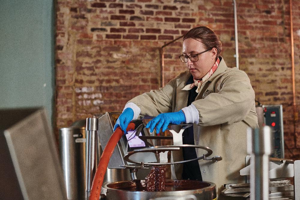 Red Kap Gripper-Front Spun Polyester Pocketless Butcher Coat with Knit Cuffs