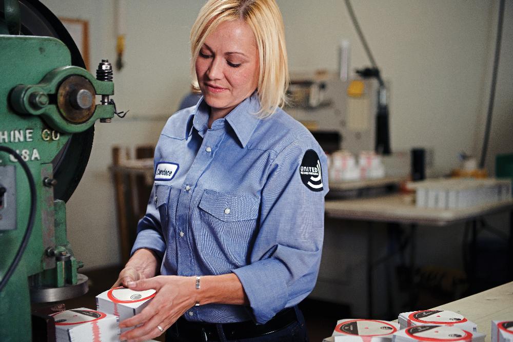 Red Kap Men's Long Sleeve Deluxe Western Style Shirt