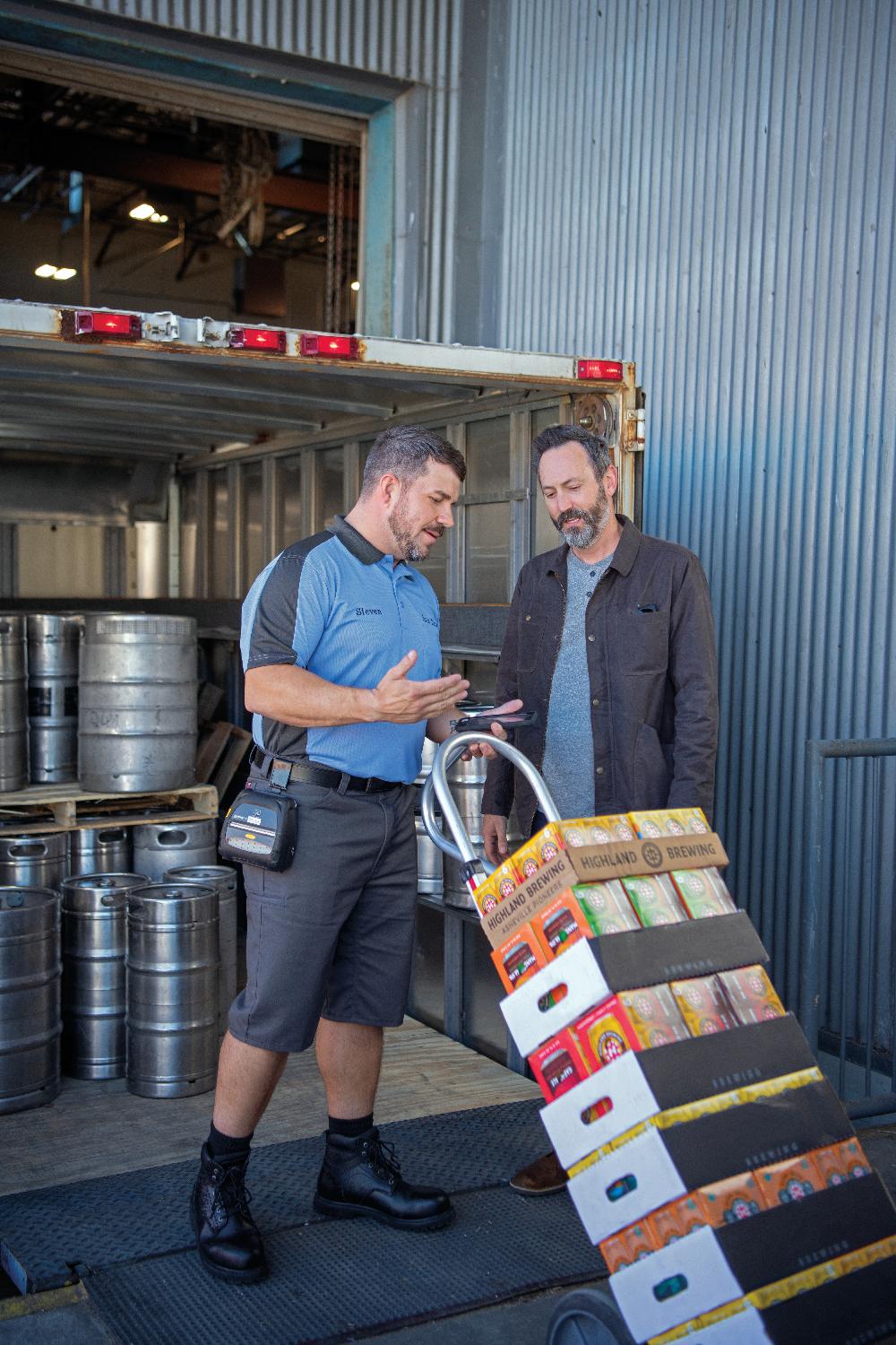 Red Kap Men's Lightweight Crew Shorts