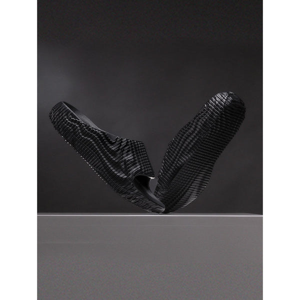 Redtape Slider For Men Black