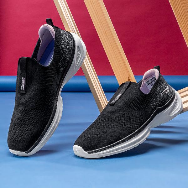 Redtape Sports Shoes For Women Black