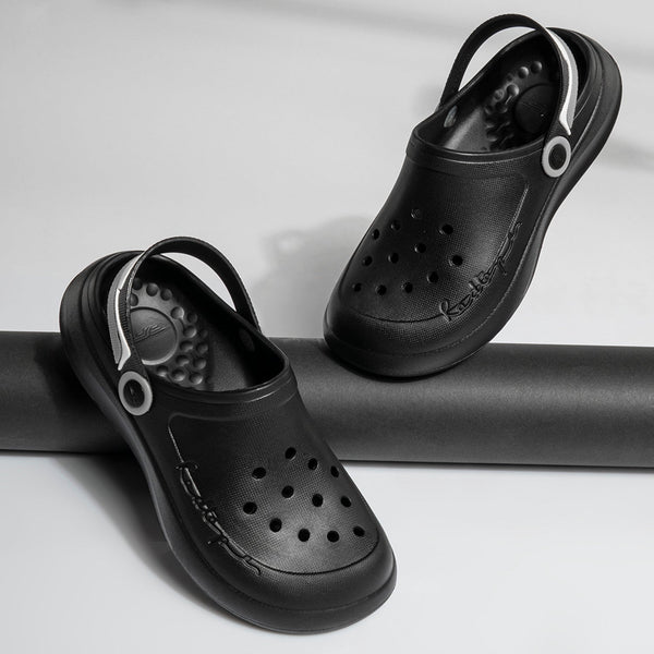 Redtape Women’s Clogs For Easygoing Casual All-Day Comfort Black