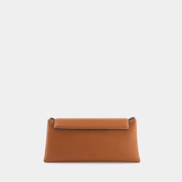 ree projects ELIEZE CLUTCH - PEBBLE GRAIN - CARAMEL
