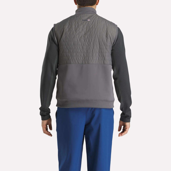 Reebok Classics Men's Insulated Light Puffer Vest