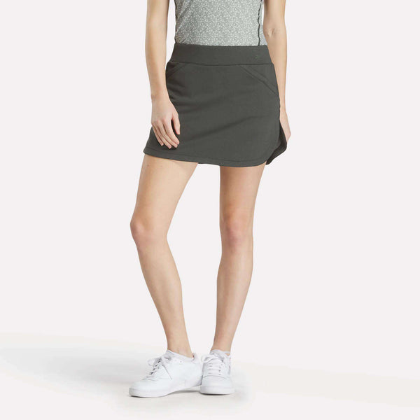 reebok classics Women's Aero Flex Golf Skort