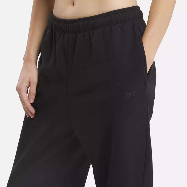 Reebok Classics Women's Lux Fleece Sweatpants