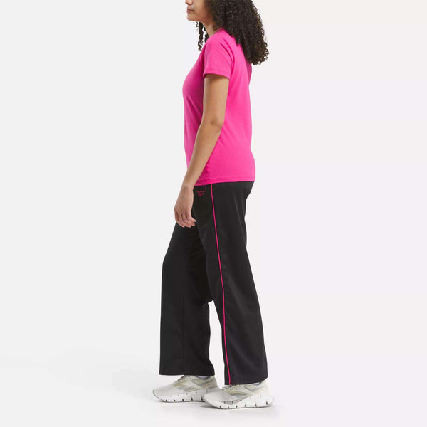 Reebok Classics Women's Qt Classic Small Logo Tee