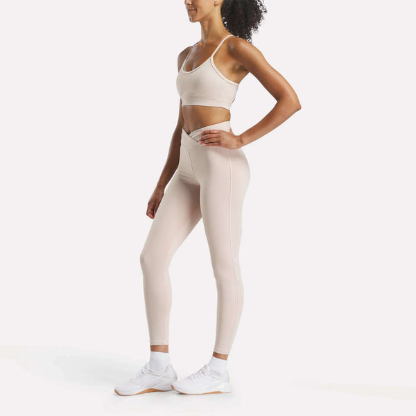 Reebok Classics Women's Yoga Strappy Bra