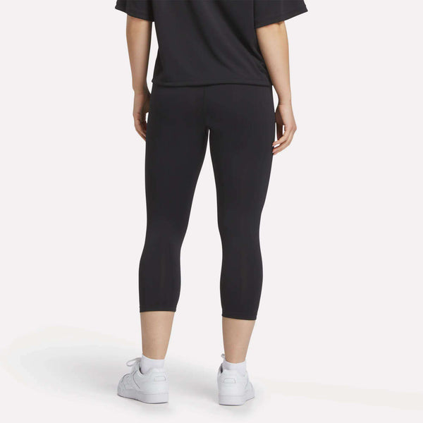 Reebok Classics Women's ID Basketball 3/4 Compression Leggings