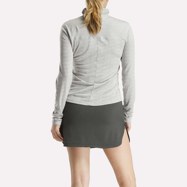 Reebok Classics Women's Long Sleeve Engineered Vector Jacquard 1/4 Zip Golf Pullover Top
