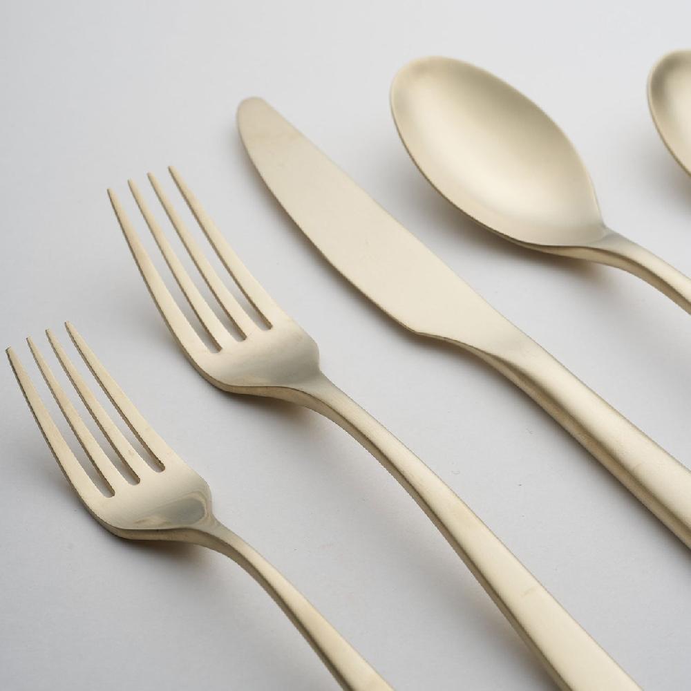 Reed & Barton Averie Champagne Satin 20 Piece Flatware Set