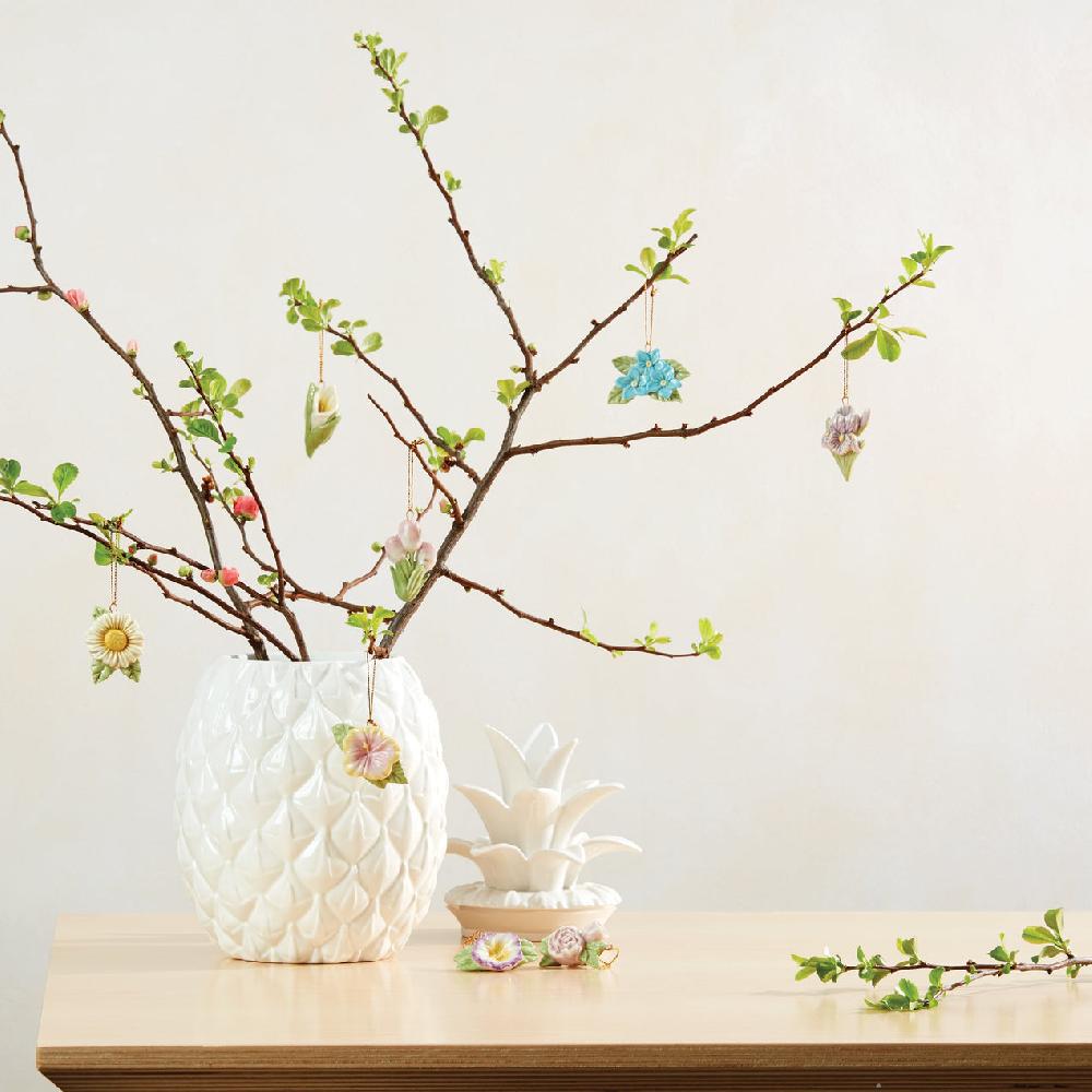 Reed & Barton Celebrate Flowers 10-Piece Ornament Set