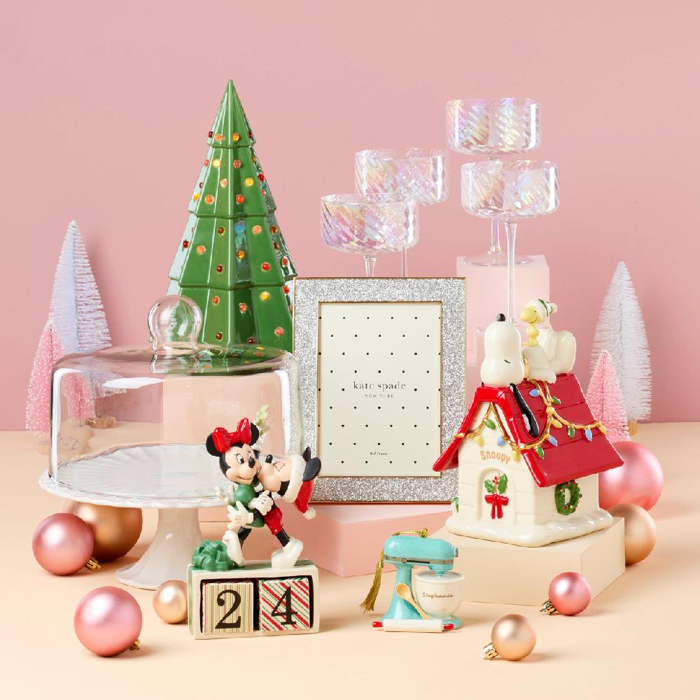 Reed & Barton Disney's Mickey & Minnie Countdown Figurine