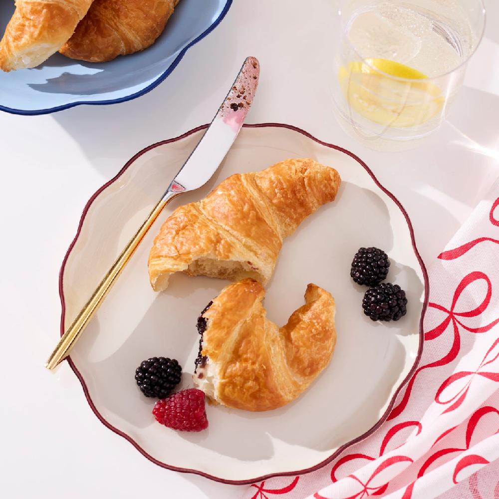 Reed & Barton Garden Party Pink 16-Piece Dinnerware Set