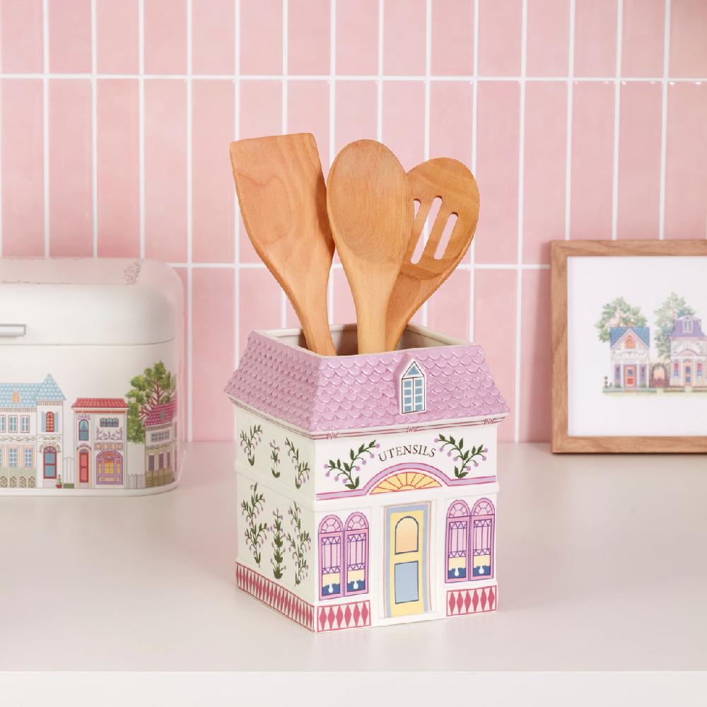 Reed & Barton Lenox Spice Village Utensil Crock With Wood Utensils