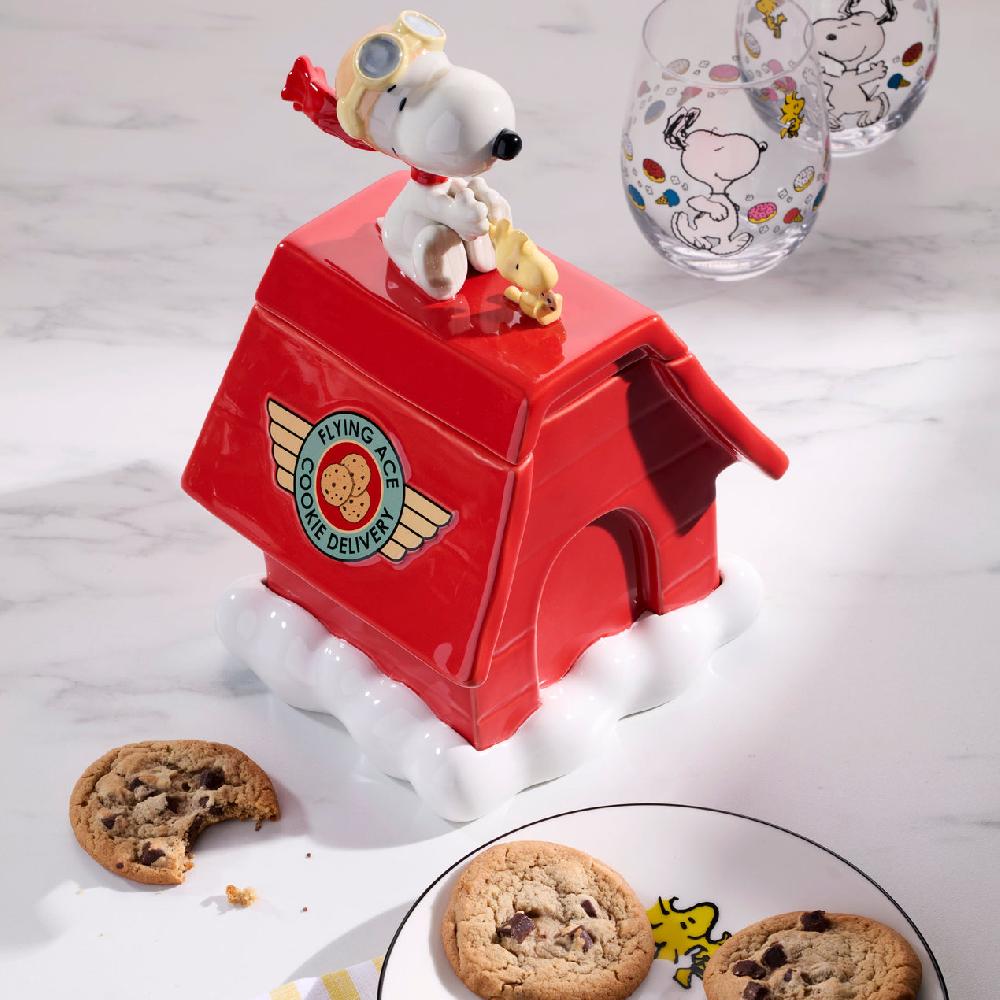Reed & Barton Chef Snoopy Figural Cookie Jar