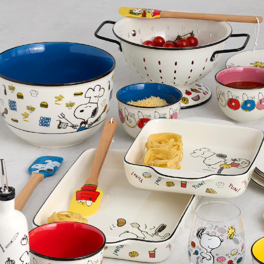 Reed & Barton Chef Snoopy Square Baker