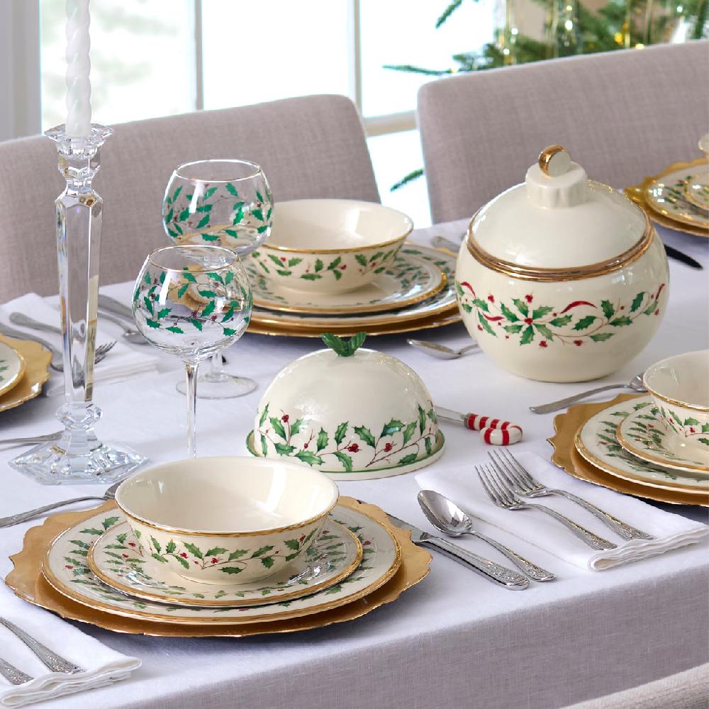 Reed & Barton Holiday Place Setting Bowls - Set Of 4