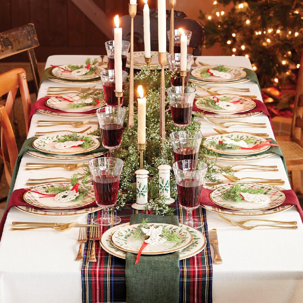 Reed & Barton Holiday Plaid Dinner Plates - Set Of 4