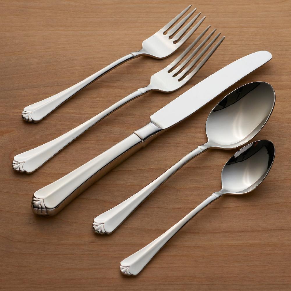 Reed & Barton Juilliard 53 Piece Flatware Set
