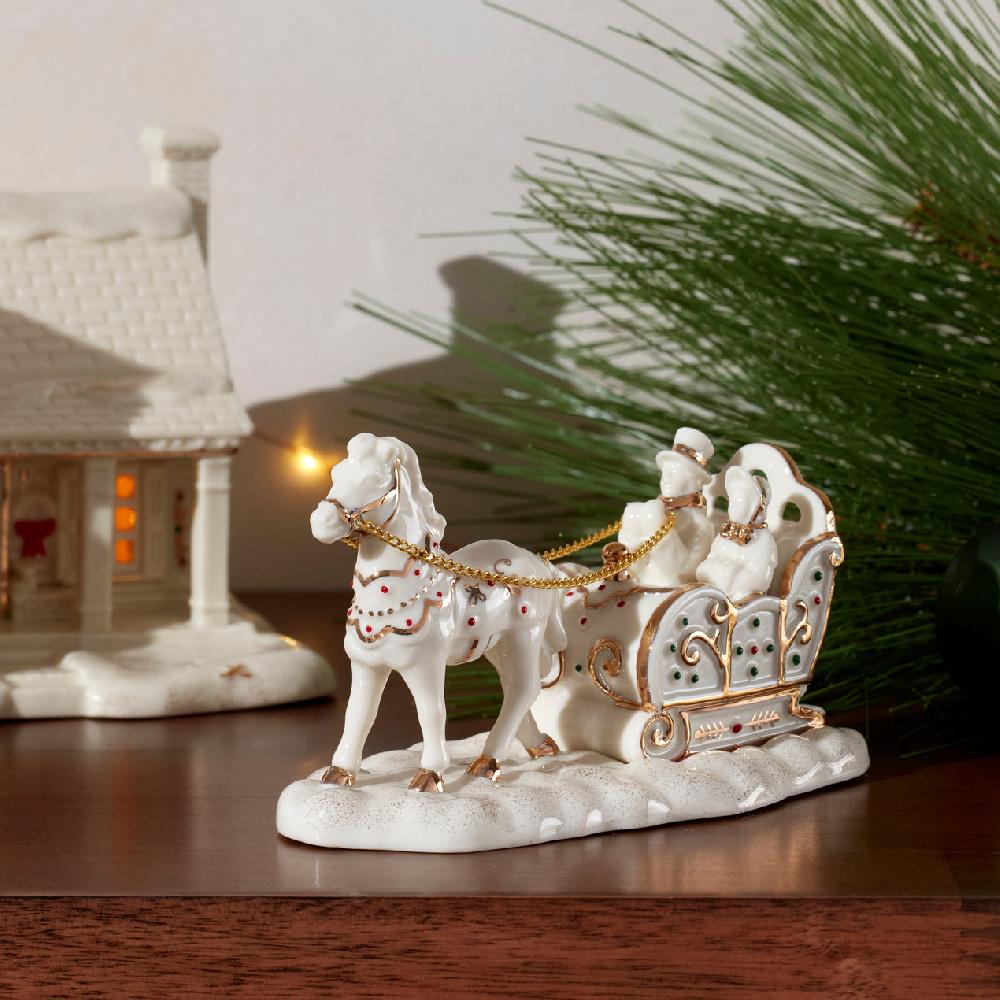 Reed & Barton Mistletoe Park Horse & Sleigh Figurines