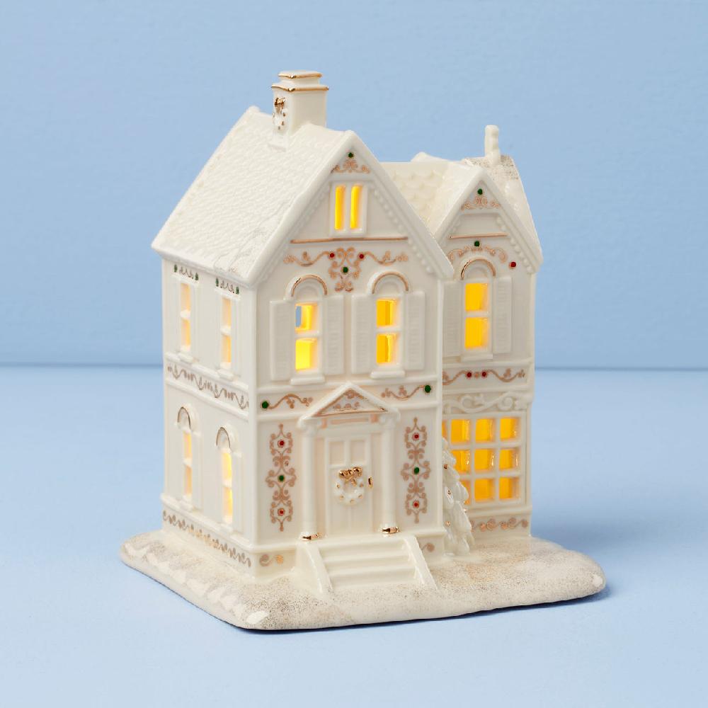 reed & barton Mistletoe Park Lit Victorian House