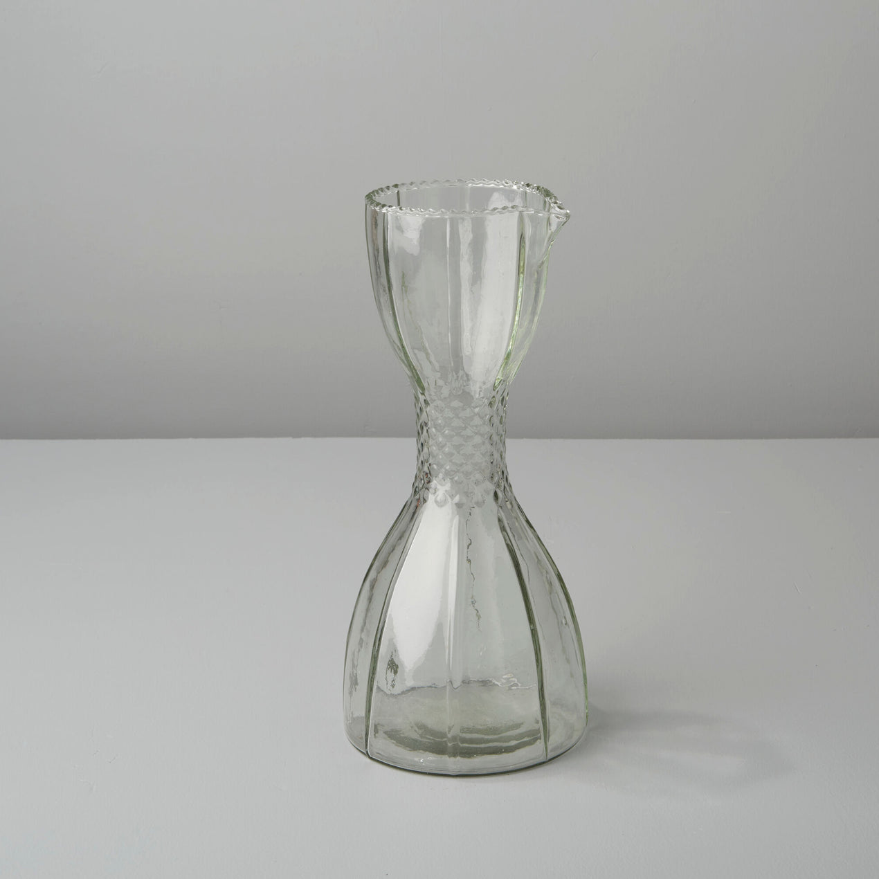 reed & barton Ruffle Bell Glass Carafe
