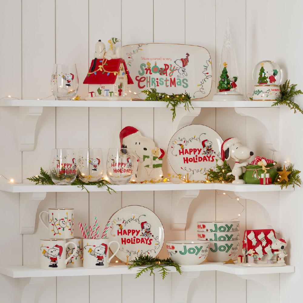 Reed & Barton Snoopy Christmas 12-Piece Dessert Set