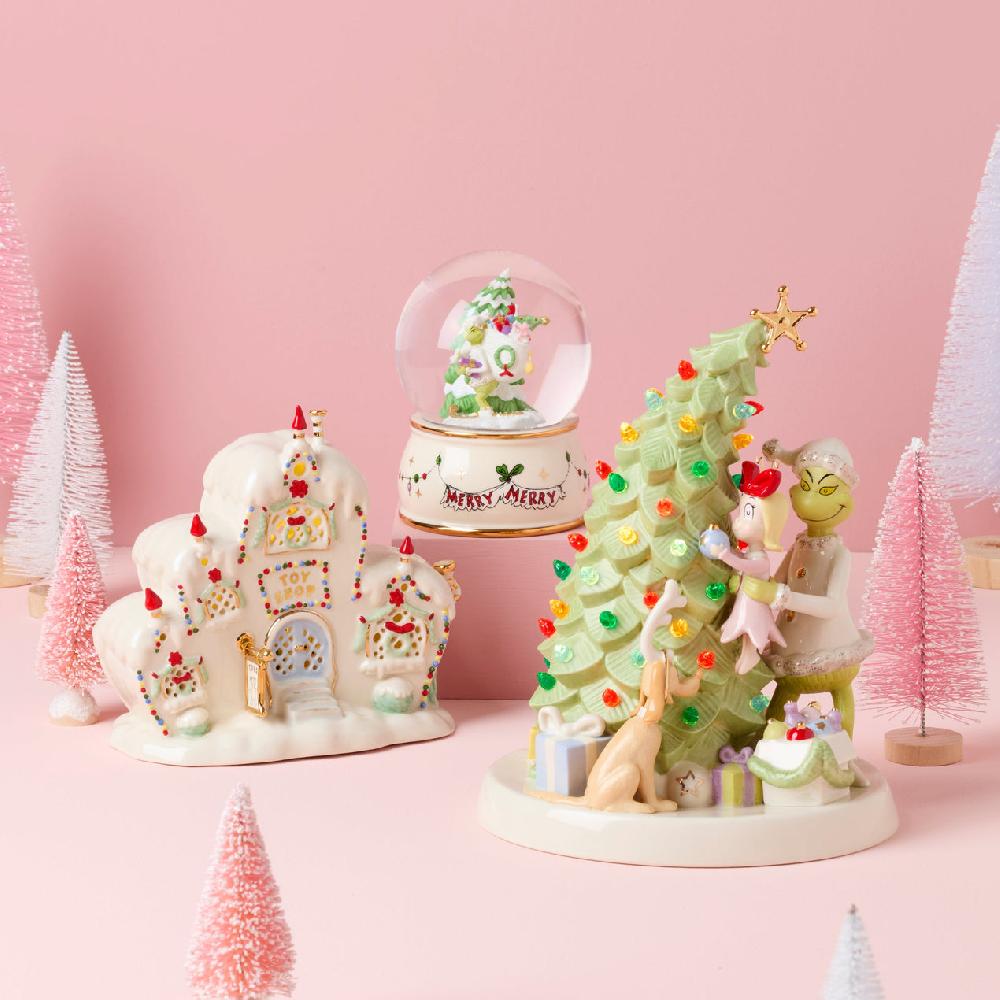 Reed & Barton Who-Ville Toy Store Lit Figurine