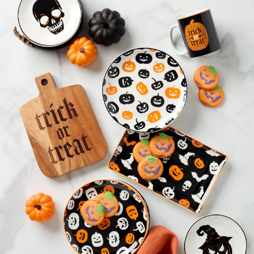 Reed & Barton Vintro Halloween Trick Or Treat Cheese Board