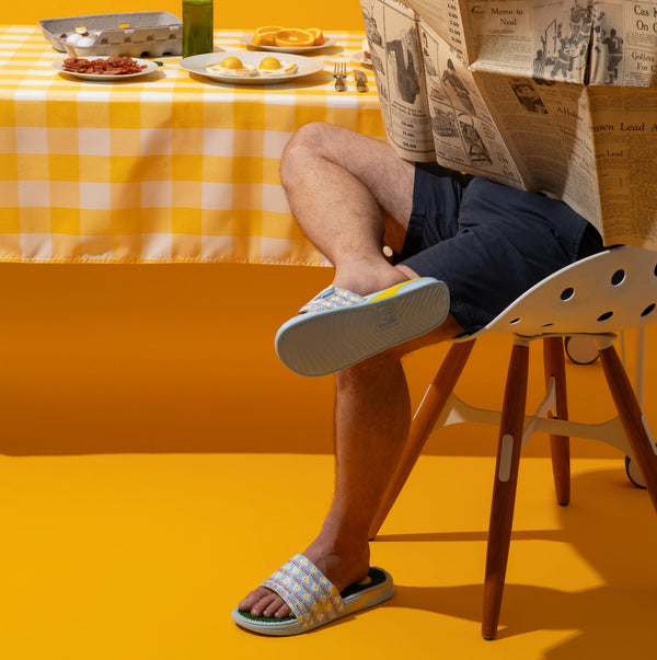 Reef Men's Bottle Opener Styles Mulligan Slide Breakfast Ball