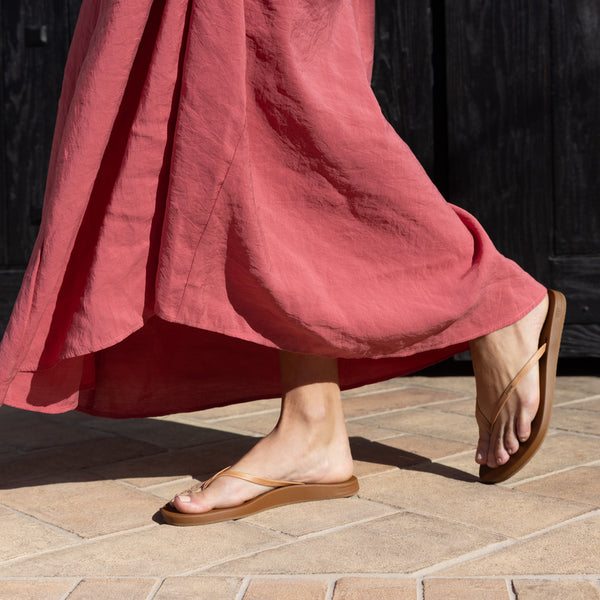 Reef Flat Sandals & Flip Flops Cushion Slim Natural