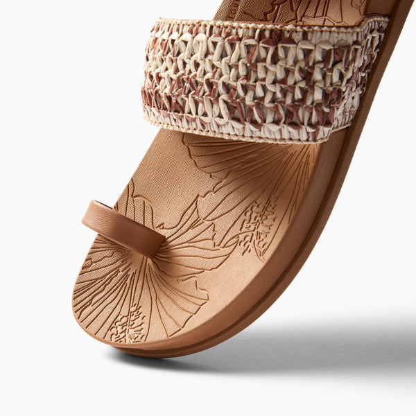 Reef Flat Sandals & Flip Flops Flora Cruz Tan Floral