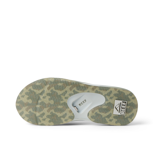 Reef Men's Bottle Opener Styles Fanning Camo