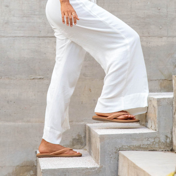 Reef Women's Flip-Flops Lofty Lux Natural