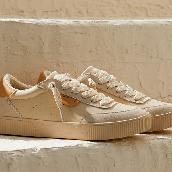 Reef Women's Shoes Lay Day Seas Sand Multi