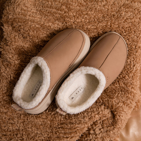 Reef Women's Clogs And Mules Weekend Low Brooke Oasis