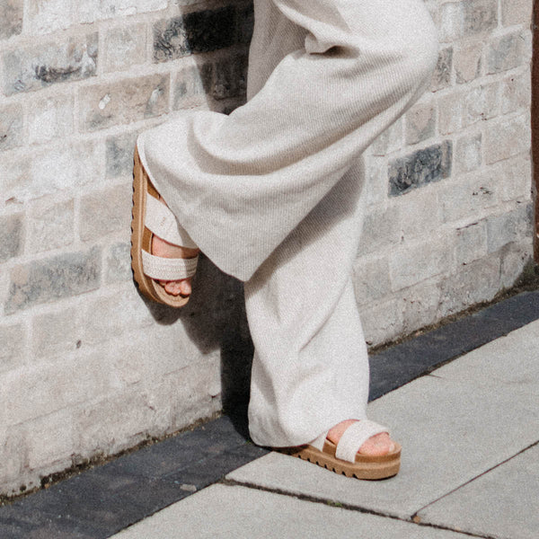 Reef Women's Slip-On Sandals Cushion Vista Hi White Braid