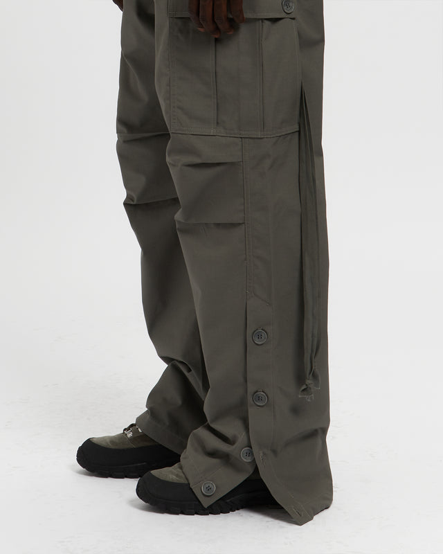 Reese Cooper Cotton Ripstop Wide Leg Cargo Pant In Sage