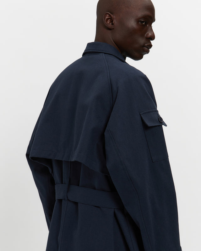 Reese Cooper Cotton Twill Double Breasted Trench Coat In Navy