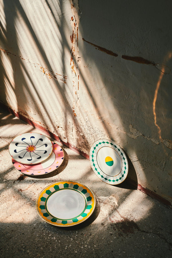 Reflections Copenhagen Ponta Dessert Plates