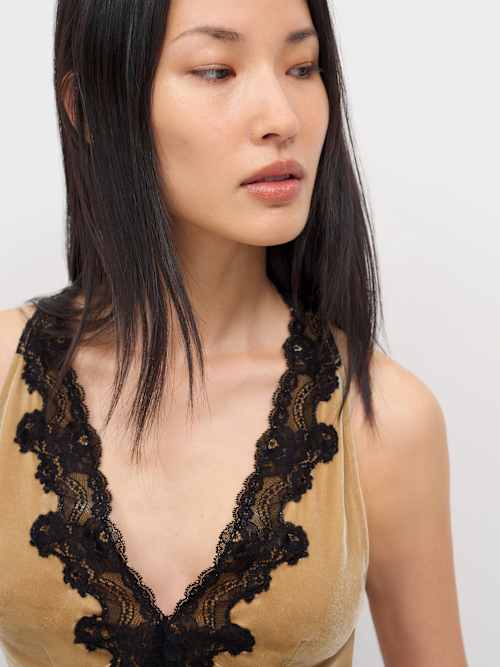 Reformation Ashlynn Knit Top