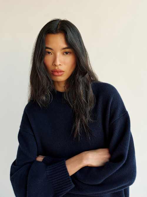 Reformation Cove Cashmere Oversized Crew Navy
